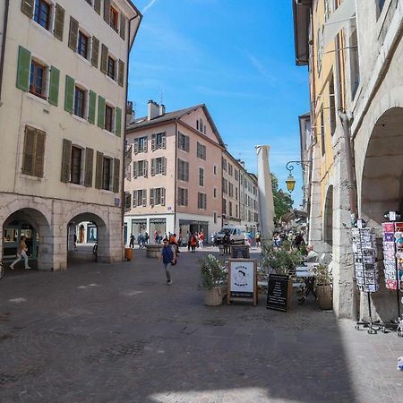 Nid Douillet Bed & Breakfast Annecy Exterior photo