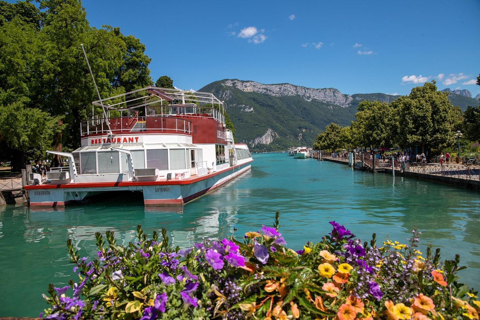 Nid Douillet Bed & Breakfast Annecy Exterior photo